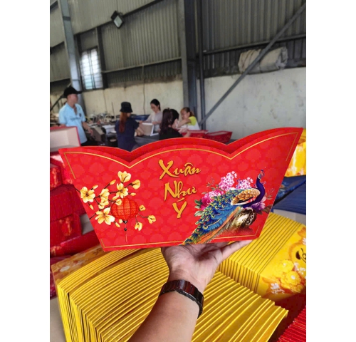 Thuyền giấy gói quà Tết 